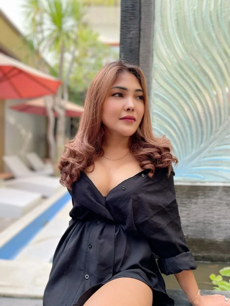 Escort Iva