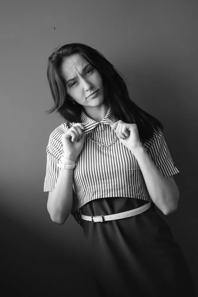 Escort Khira
