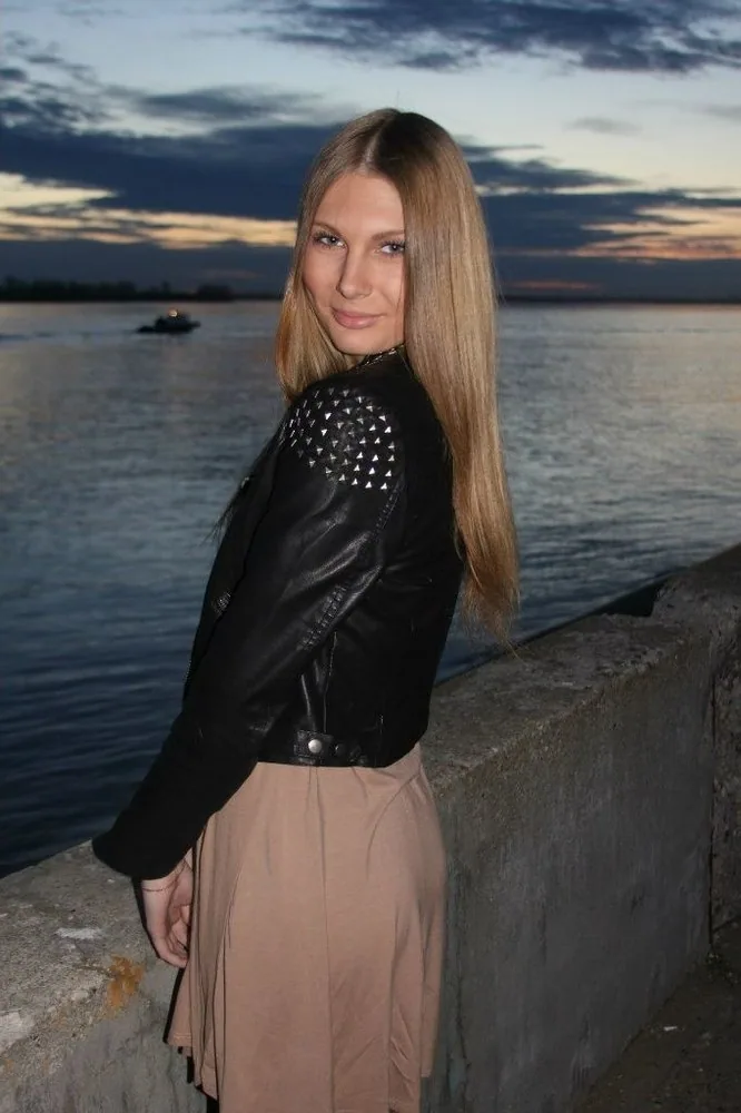 Escort Emel