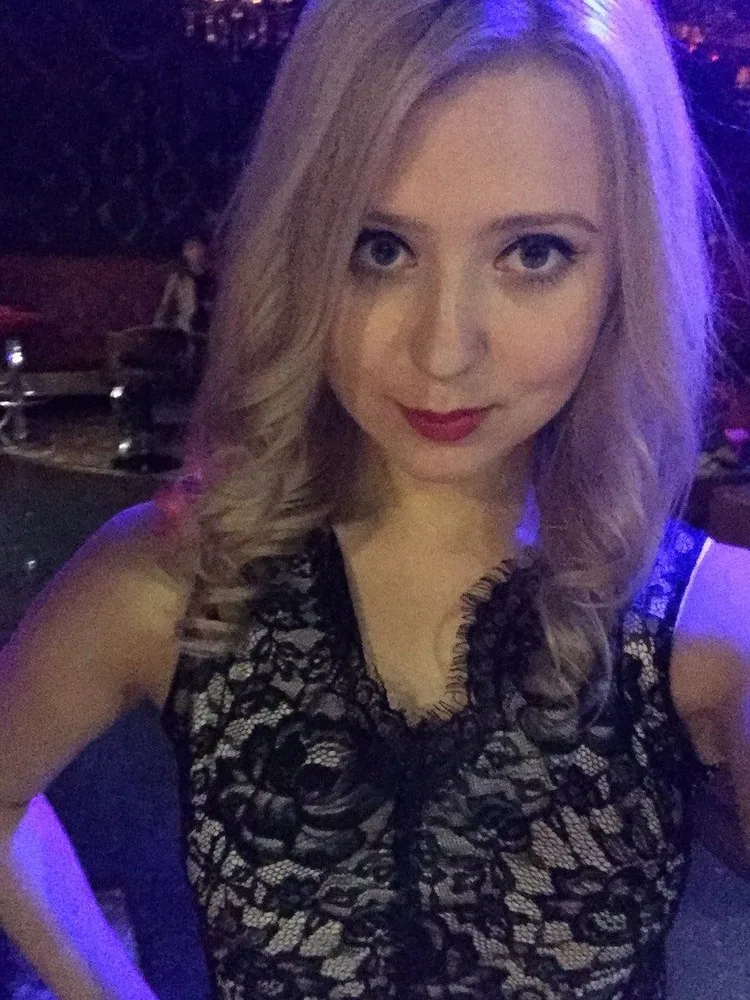 Escort Nela