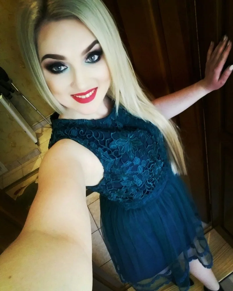 Escort Emina