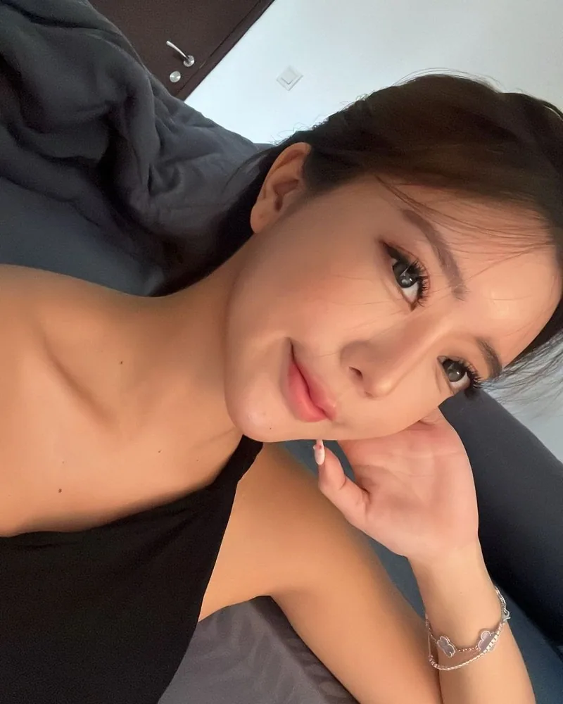 Escort Louhna