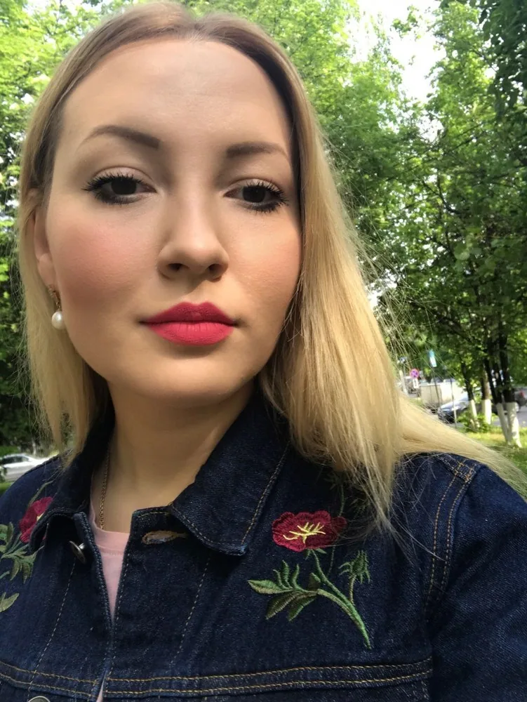 Escort Nika