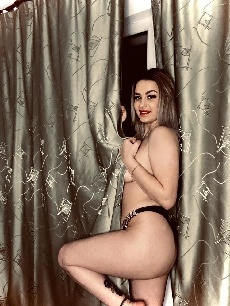 Escort Gangani