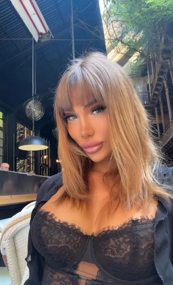 Escort Yuli