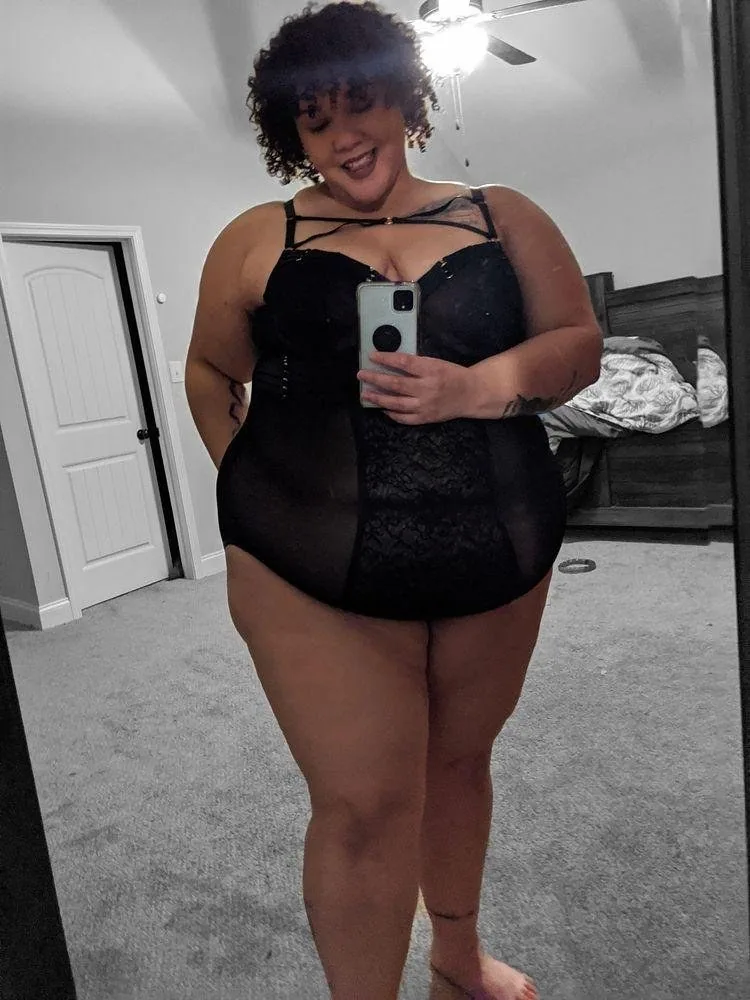Escort Nives