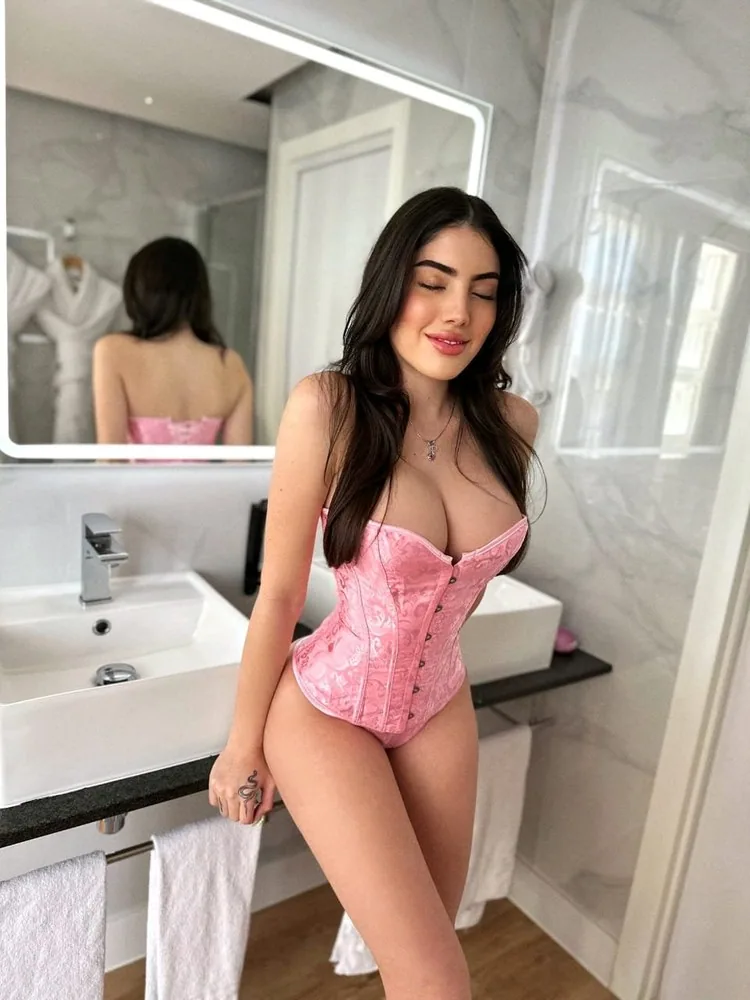 Escort Lawan29
