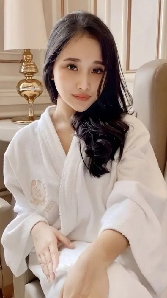 Escort Haivy